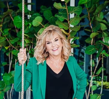Rhonda Petit